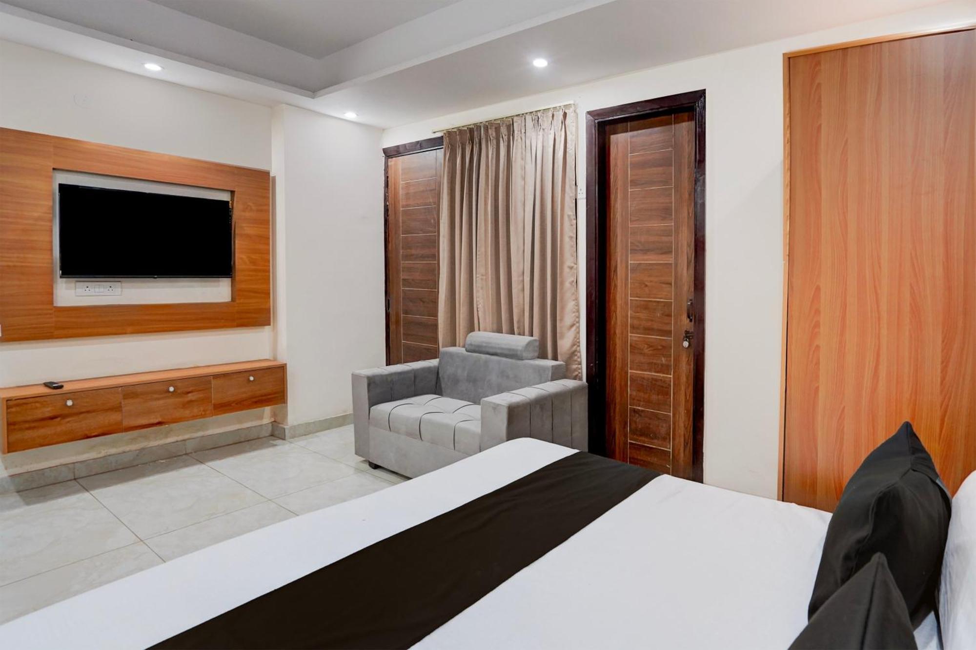 גאזיאבאד Hotel O R.N Residency Hotel מראה חיצוני תמונה